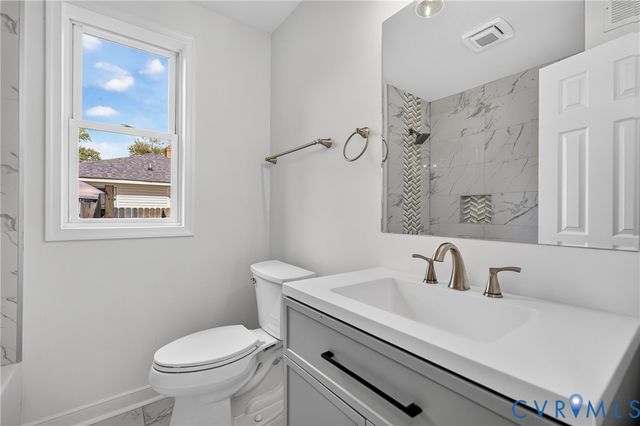 3411 Trenton St, Hopewell, VA 23860
