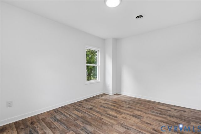 3411 Trenton St, Hopewell, VA 23860