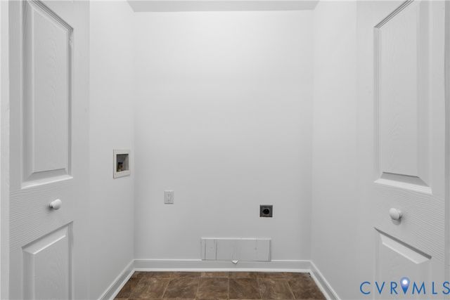 3411 Trenton St, Hopewell, VA 23860