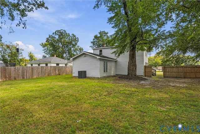 3411 Trenton St, Hopewell, VA 23860