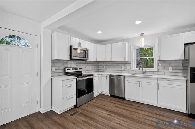 3411 Trenton St, Hopewell, VA 23860