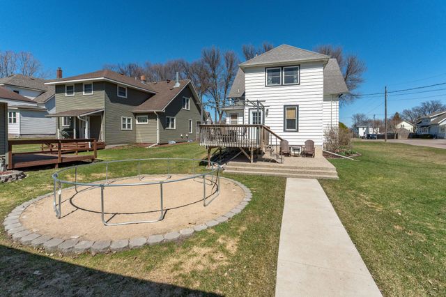 324 E Vasa Avenue, Fergus Falls, MN 56537