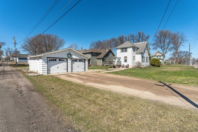 324 E Vasa Avenue, Fergus Falls, MN 56537
