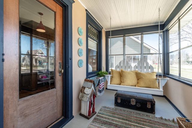 324 E Vasa Avenue, Fergus Falls, MN 56537