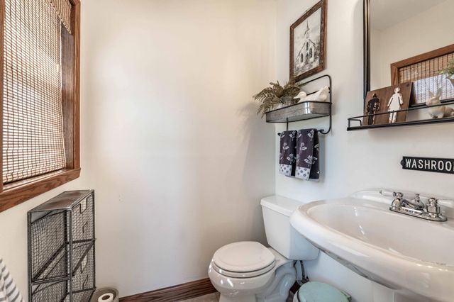 324 E Vasa Avenue, Fergus Falls, MN 56537