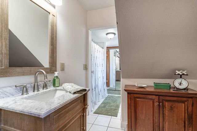 324 E Vasa Avenue, Fergus Falls, MN 56537