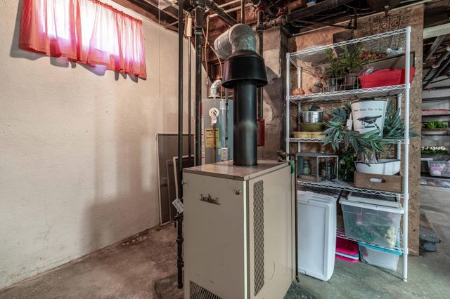 324 E Vasa Avenue, Fergus Falls, MN 56537