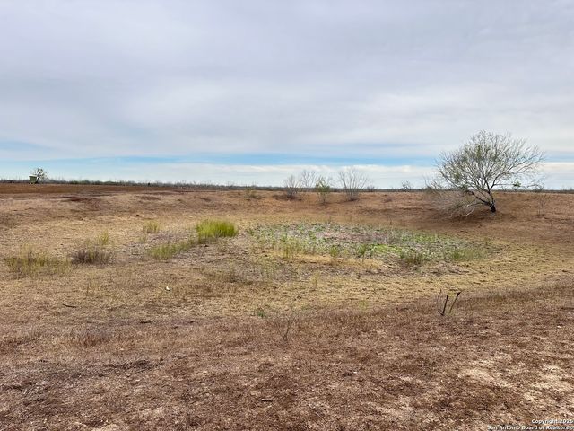 354-EASEMENT County Road, Charlotte, TX 78011