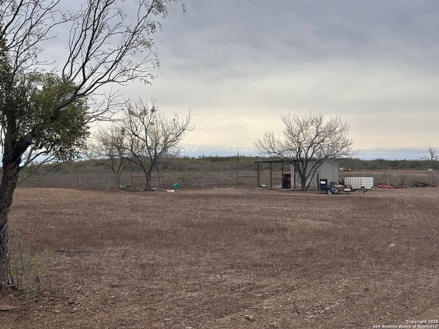 354-EASEMENT County Road, Charlotte, TX 78011