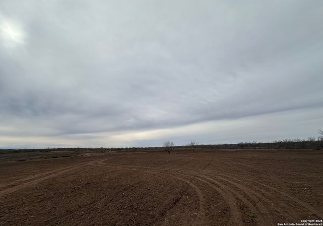 354-EASEMENT County Road, Charlotte, TX 78011