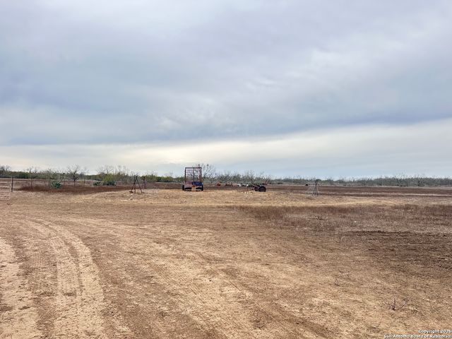 354-EASEMENT County Road, Charlotte, TX 78011