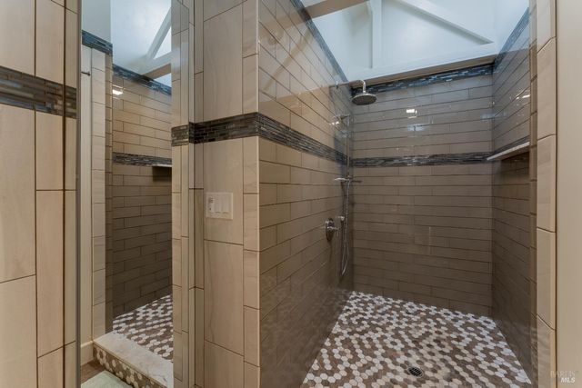 902 Helen Ave, Ukiah, CA 95482