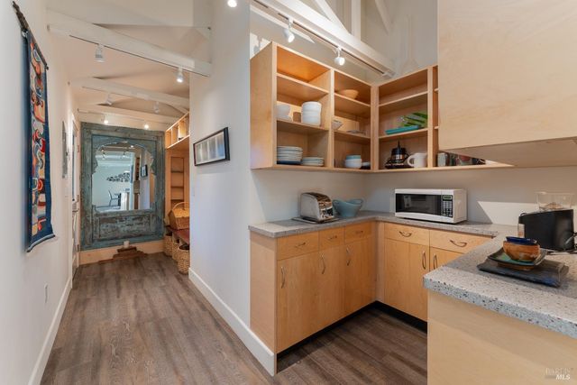 902 Helen Ave, Ukiah, CA 95482