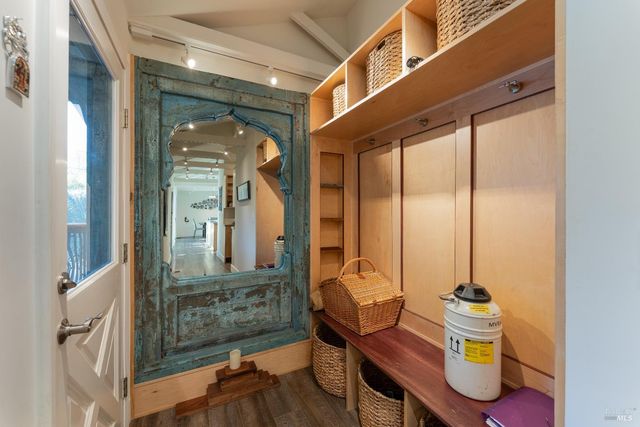 902 Helen Ave, Ukiah, CA 95482