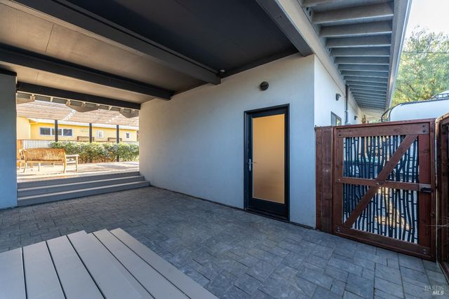 902 Helen Ave, Ukiah, CA 95482