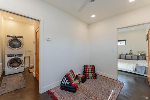 902 Helen Ave, Ukiah, CA 95482