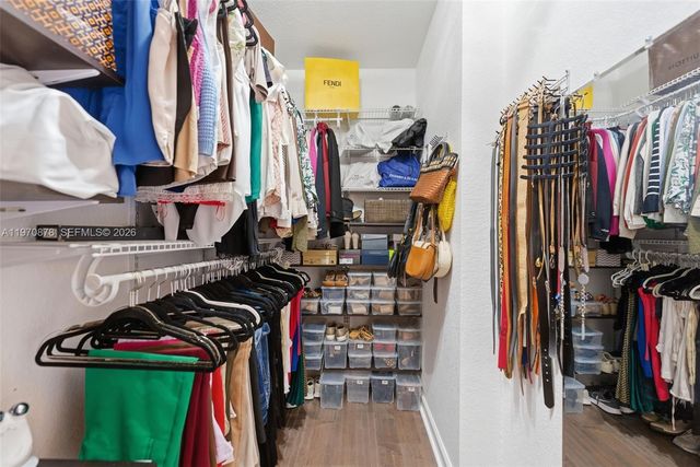 9102 SW 170th Ct, Miami, FL 33196