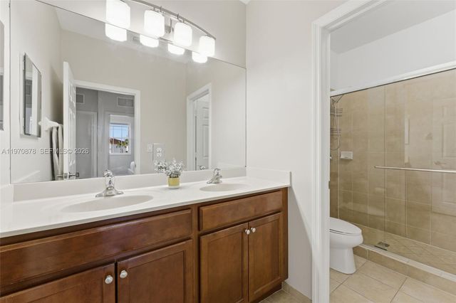 9102 SW 170th Ct, Miami, FL 33196