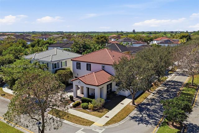 9102 SW 170th Ct, Miami, FL 33196