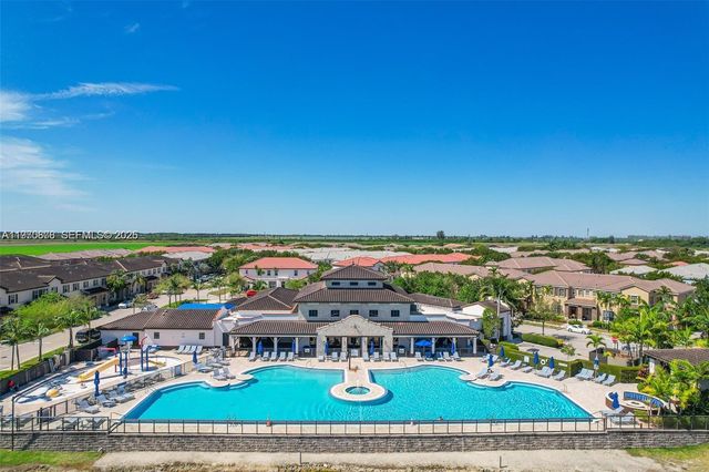 9102 SW 170th Ct, Miami, FL 33196