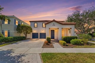 9102 SW 170th Ct, Miami, FL 33196