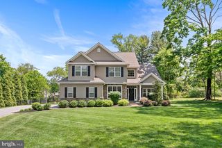 515 OLD EAGLE SCHOOL RD, Wayne, PA 19087