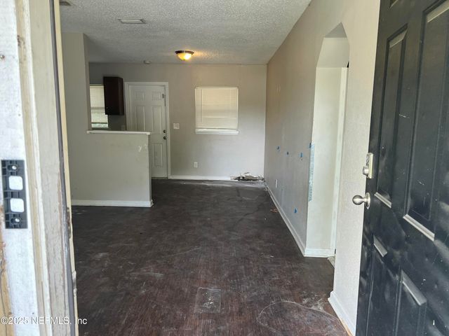 4130 LEONARD Circle W, Jacksonville, FL 32209