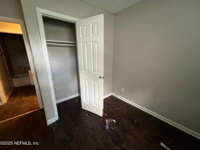 4130 LEONARD Circle W, Jacksonville, FL 32209