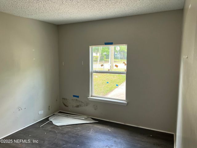 4130 LEONARD Circle W, Jacksonville, FL 32209