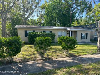 4130 LEONARD Circle W, Jacksonville, FL 32209