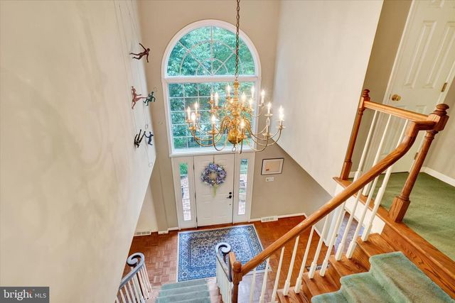 4701 ROCK LEDGE DR, Harrisburg, PA 17110