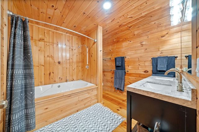 295 Vista Chalet Drive, Ellijay, GA 30540