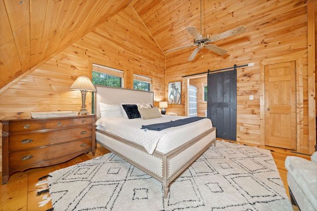 295 Vista Chalet Drive, Ellijay, GA 30540