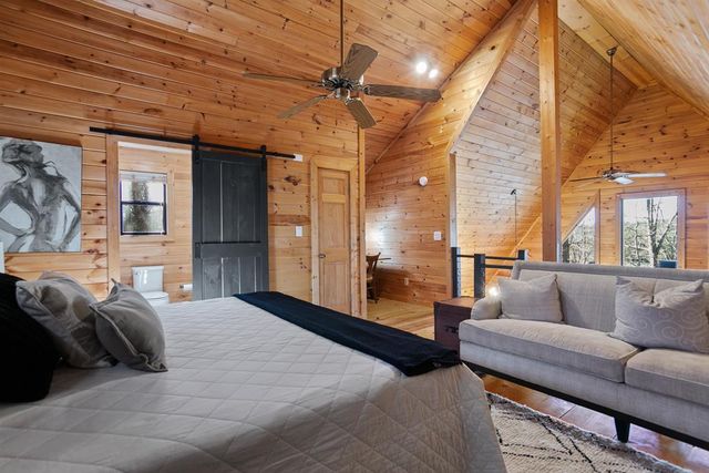 295 Vista Chalet Drive, Ellijay, GA 30540