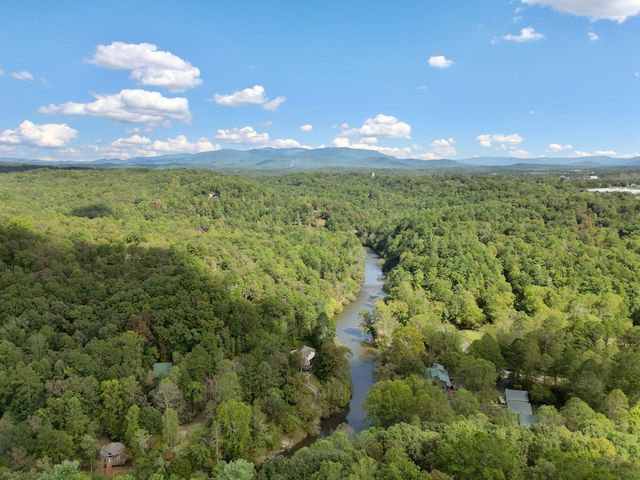 295 Vista Chalet Drive, Ellijay, GA 30540