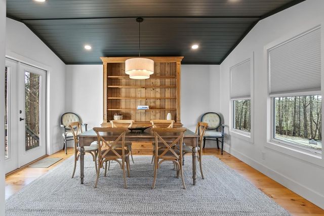 295 Vista Chalet Drive, Ellijay, GA 30540