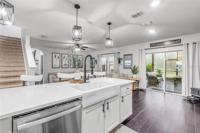 143 OLD MILL POND RD, Edgewater, FL 32141