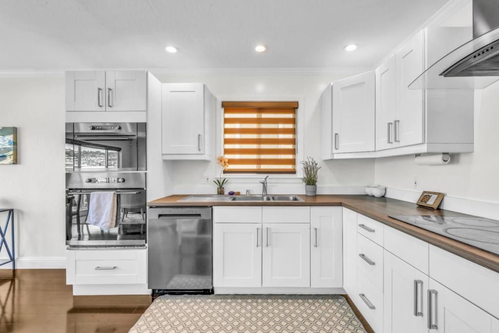 Image 16 of property listing at 377 El Dorado Drive, Daly City, CA 94015