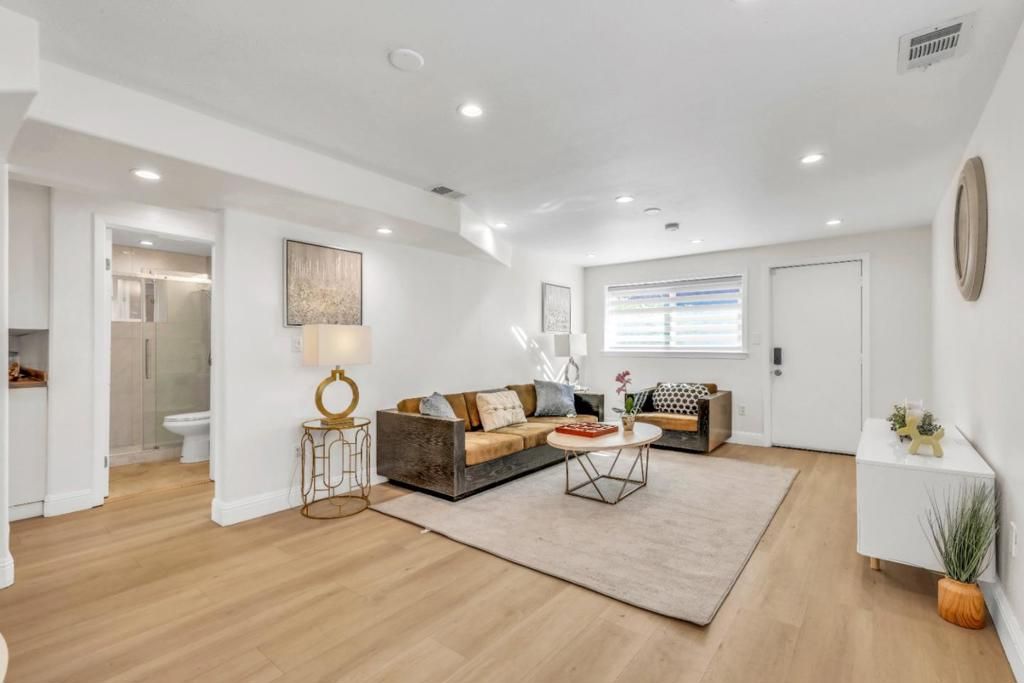 Image 33 of property listing at 377 El Dorado Drive, Daly City, CA 94015