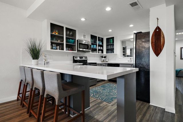 27 Calle Encinitas, Rancho Mirage, CA 92270