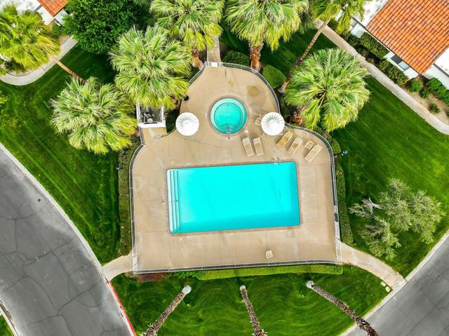 27 Calle Encinitas, Rancho Mirage, CA 92270