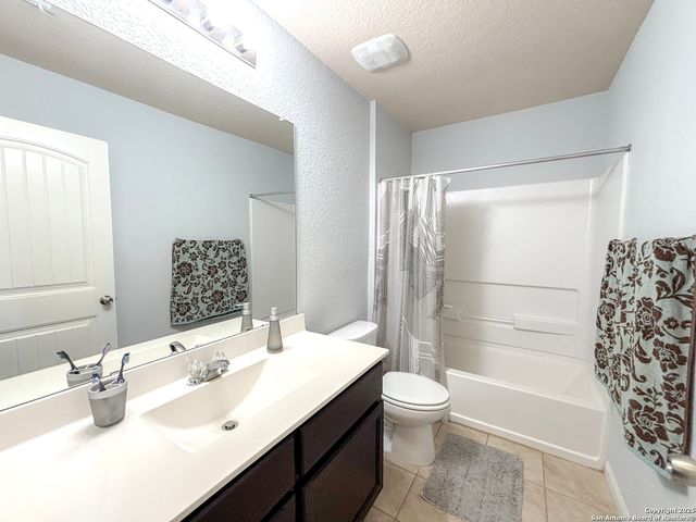 477 Centinela, New Braunfels, TX 78130