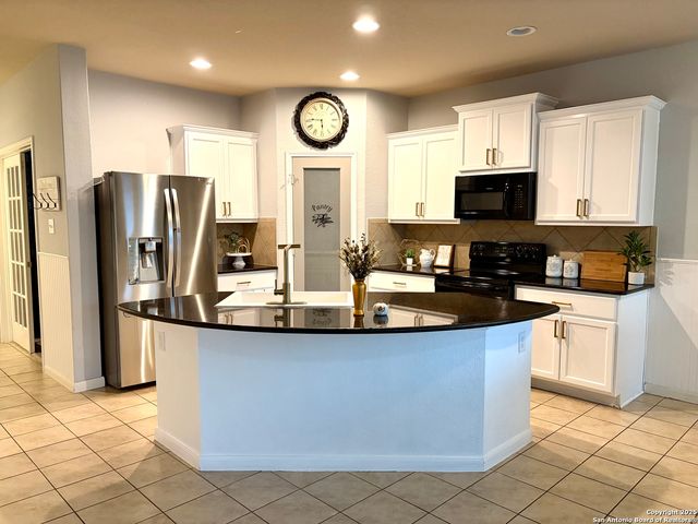 477 Centinela, New Braunfels, TX 78130