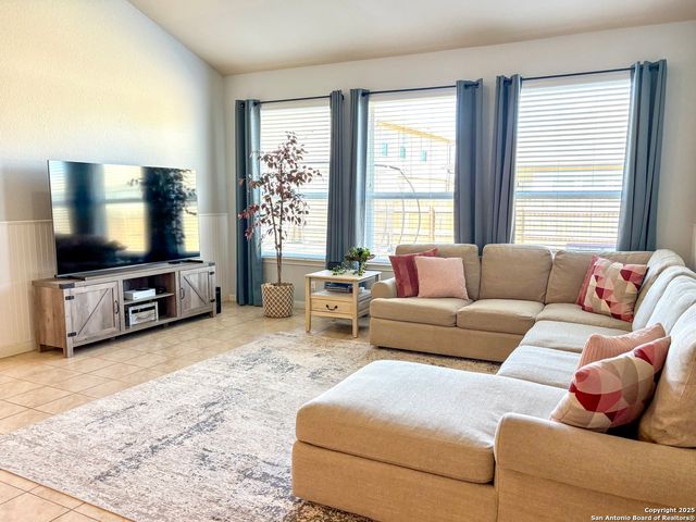 477 Centinela, New Braunfels, TX 78130