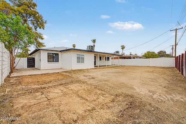 3131 W MARYLAND Avenue, Phoenix, AZ 85017