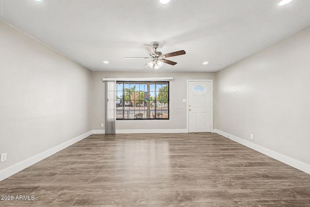 3131 W MARYLAND Avenue, Phoenix, AZ 85017