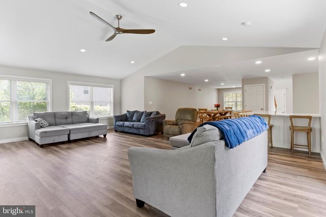 1805 BOXWOOD COVE, Palmyra, PA 17078
