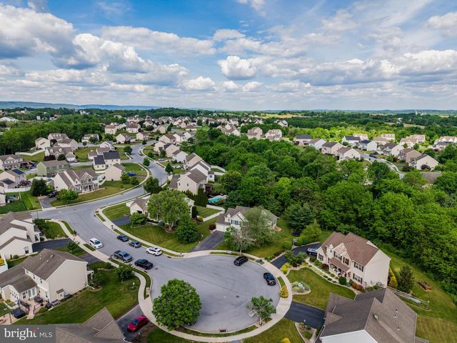 1805 BOXWOOD COVE, Palmyra, PA 17078