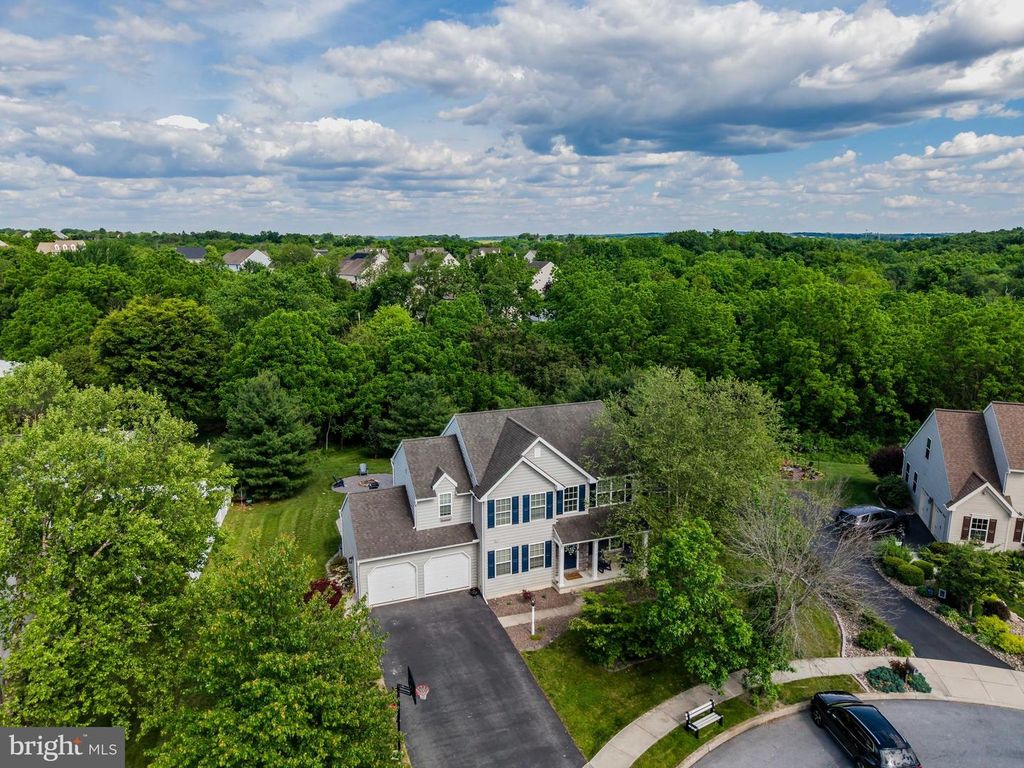 1805 BOXWOOD COVE, Palmyra, PA 17078