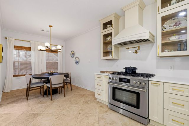4310 Masters Drive, League City, TX 77573